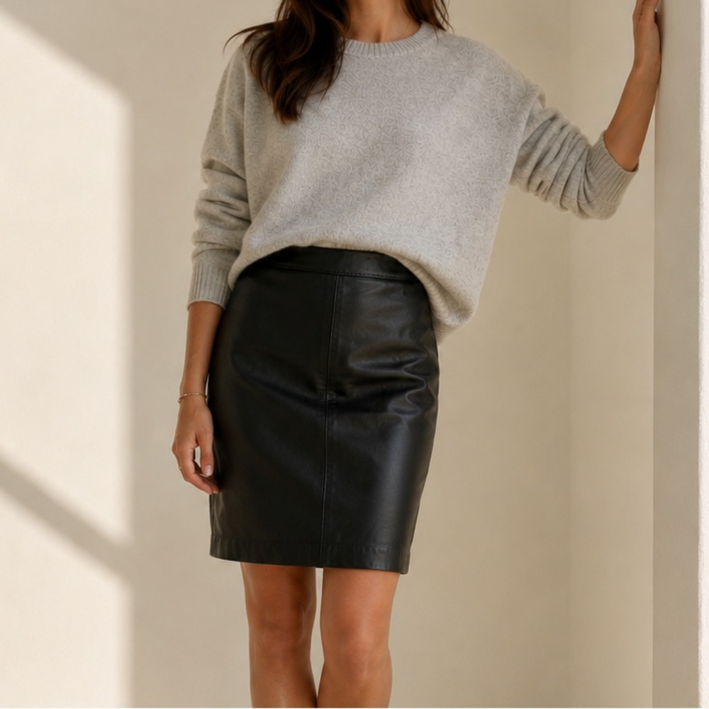 Classic Black Leather Pencil Skirt - Vintage